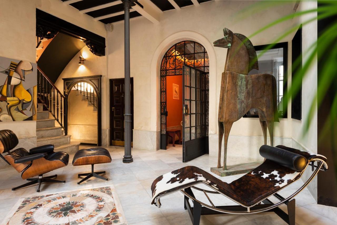 Pajaro Rebelde Bed and Breakfast Sevilla Exteriör bild