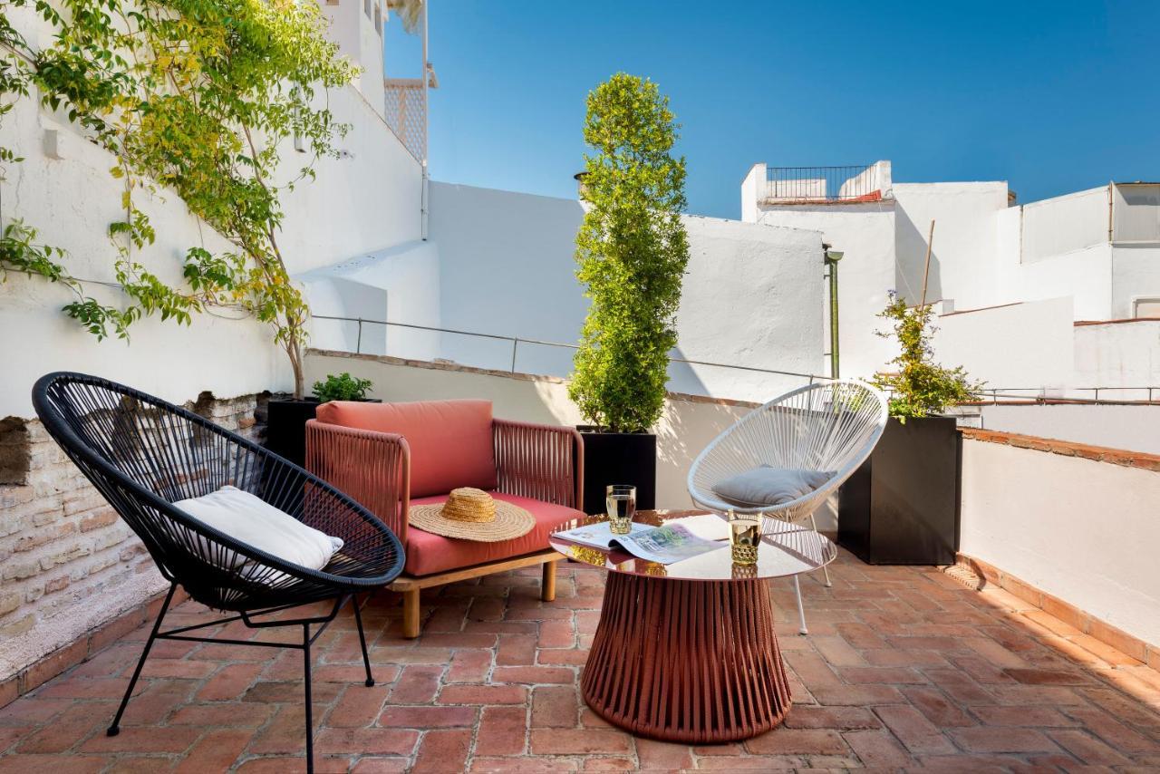 Pajaro Rebelde Bed and Breakfast Sevilla Exteriör bild